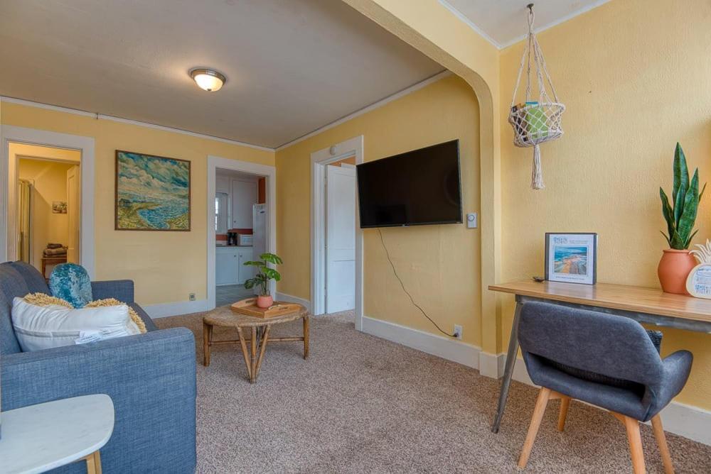 #Stayinmydistrict Heritage House Apt Кус-Бей Экстерьер фото